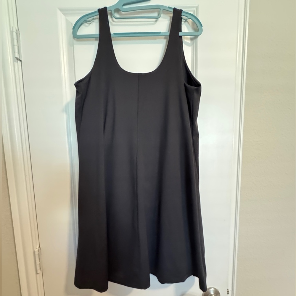 Old Navy Black athletic Dress